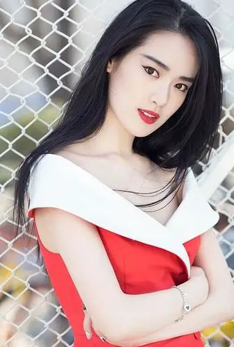 林心如20岁, 张柏芝20岁, 朱茵20岁,都输给她20岁