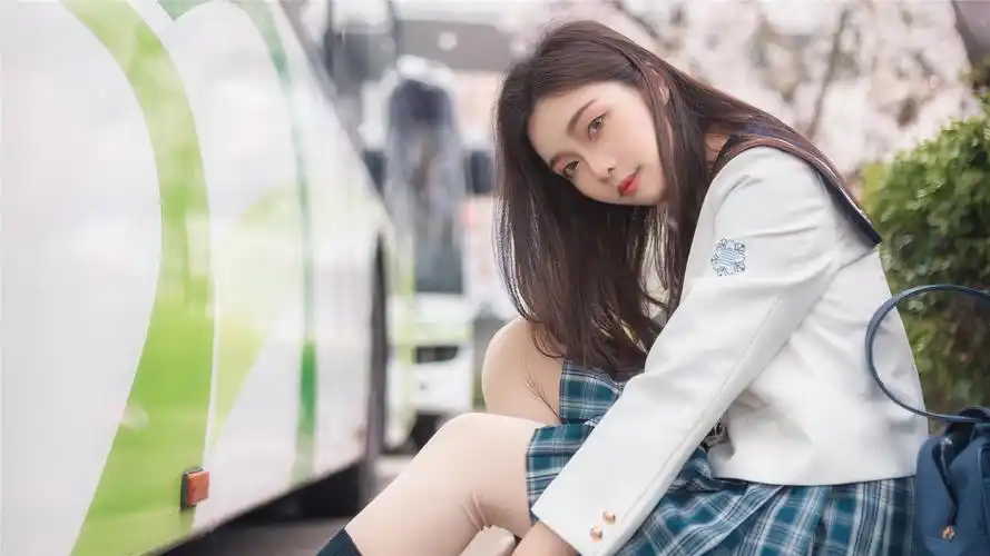 2020-12-12浏览:(1563)标签:格式:jpg热门壁纸标签郭禹晗江亦祺曲面屏