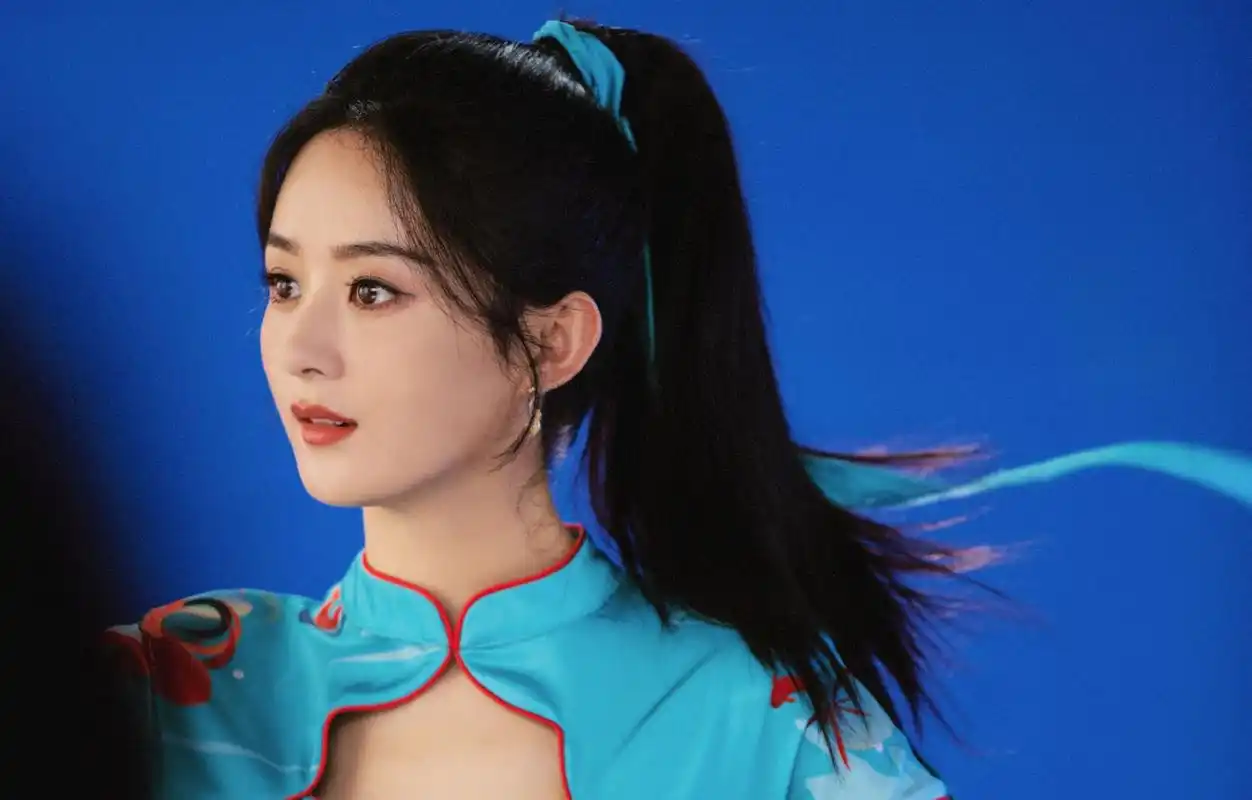 赵丽颖高马尾旗袍造型大片#   赵丽颖高马尾旗袍造型大,蓝色国风旗袍