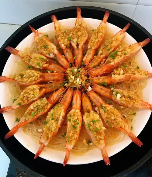 蒜蓉粉丝大虾(蒜蓉粉丝大虾蒸几分钟窍门)