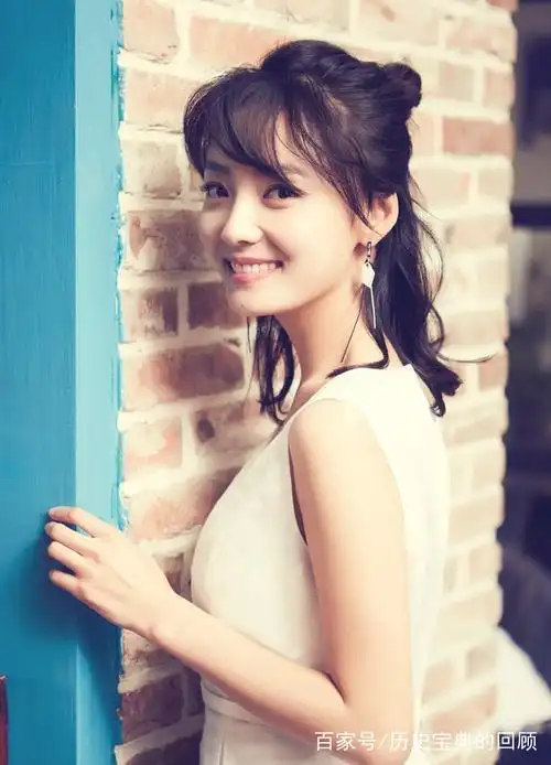 林源:美丽动人 简约时尚 美若天仙