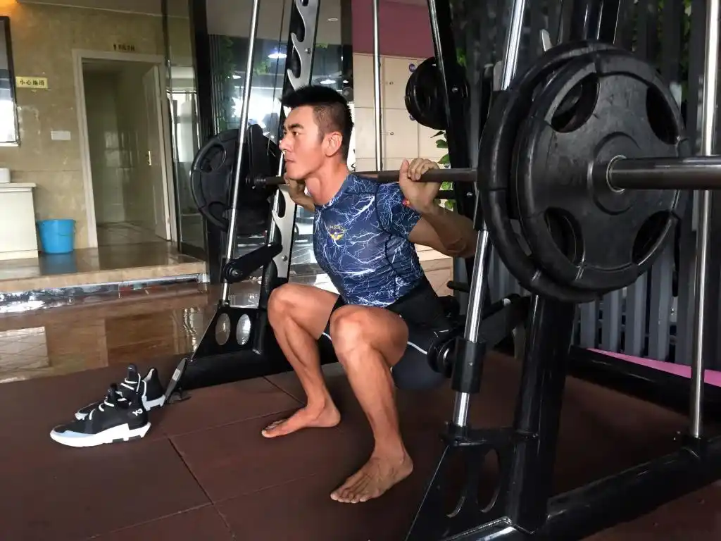 10年前他是郑伊健的保镖,10年后他是银幕"特种兵王"!