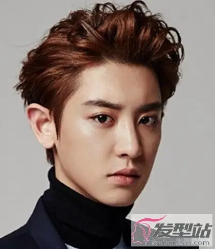 男生狼奔头发型 吸睛有型提升帅气值_发型站_最新流行发型设计发型