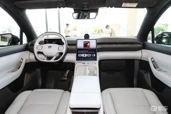 蔚来es6内饰-后排-胎压-易车
