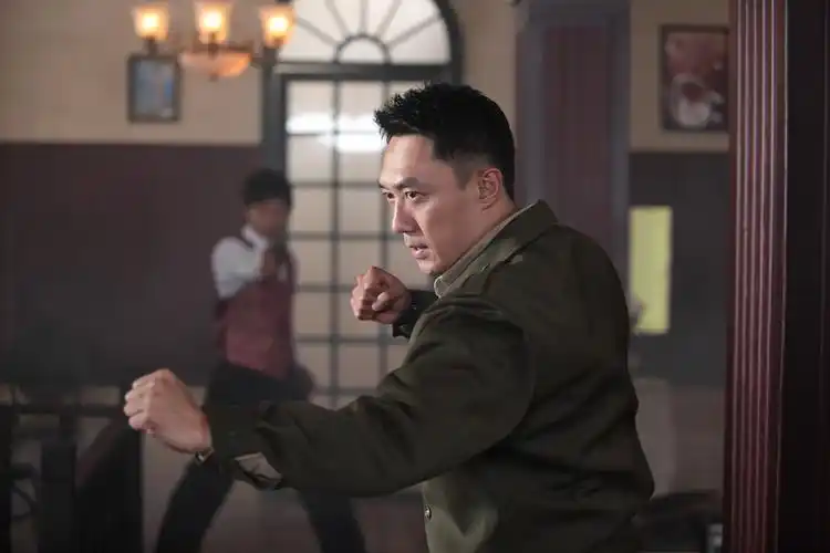 铁血使命(女子炸弹部队)