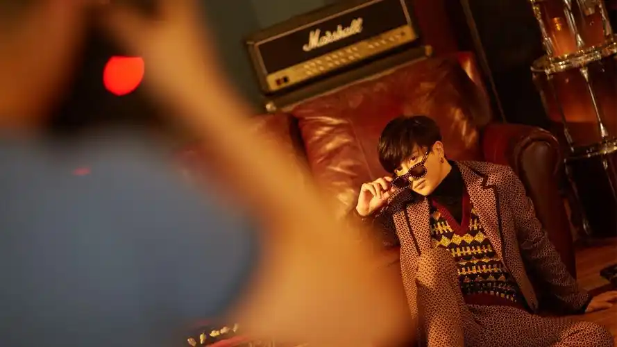 46m上传时间:2020-06-16壁纸标签:薛之谦明星风尚壁纸封面图薛之谦