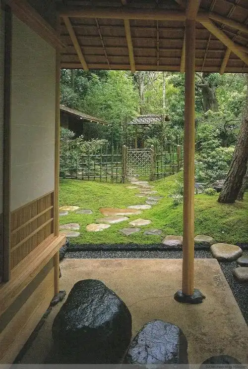 日本禅僧大师的庭院茶室设计