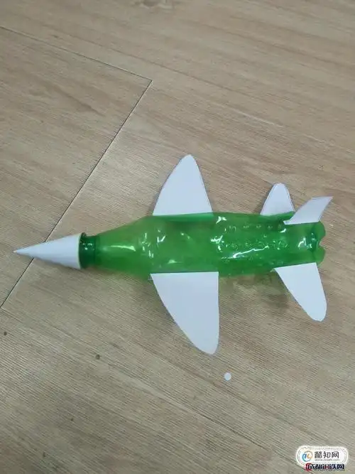 废旧塑料瓶手工制作变废为宝