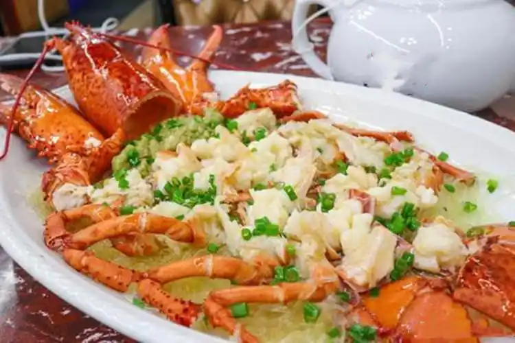 蒜蓉粉丝蒸青龙大龙虾图片