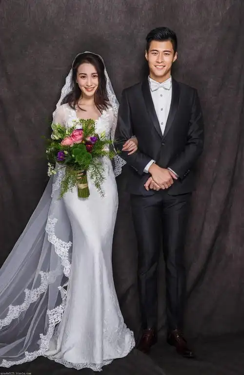 韩式婚纱照男士西装挑选技巧