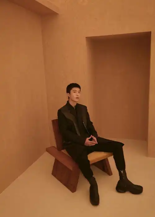 范丞丞allblack穿搭气场