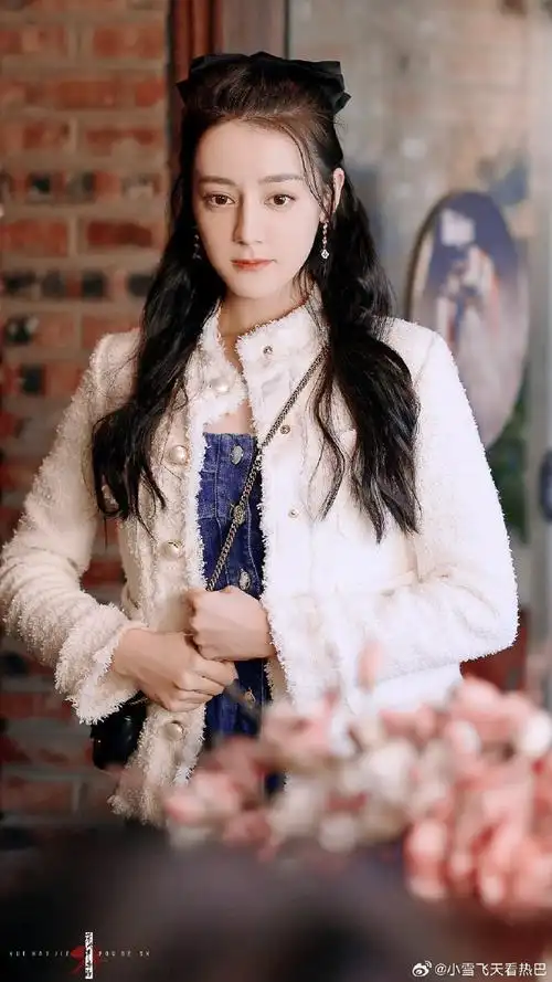 闵塔鲨发了迪丽热巴新造型