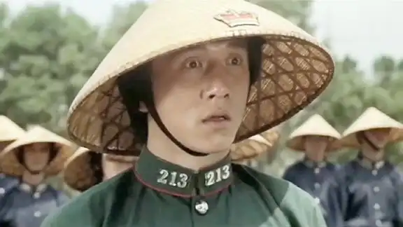 a计划:成龙电影经典台词,这两个马子好正点,前突后撅腿子长!