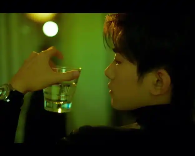 易烊千玺这组照片太杀我