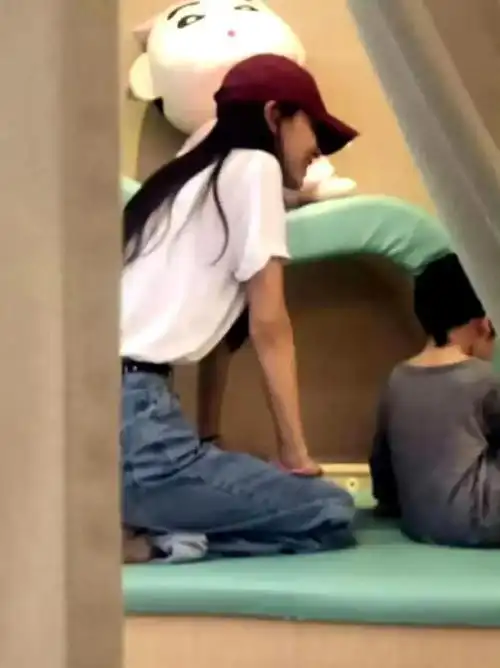 angelababy说小海绵怕自己网友愤怒之前疯马秀现在是孩子秀