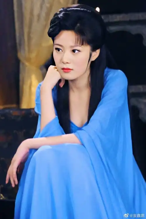 邬靖靖图源微博