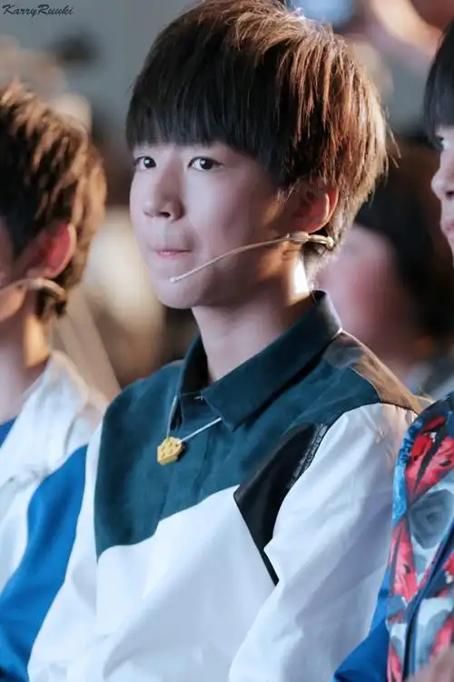 tfboys王俊凯 2014.10.17 星钻圆梦计划.cr.logo
