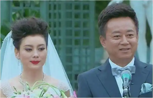 谭梅18岁时与朱军谈恋爱这是我一辈子最正确的选择