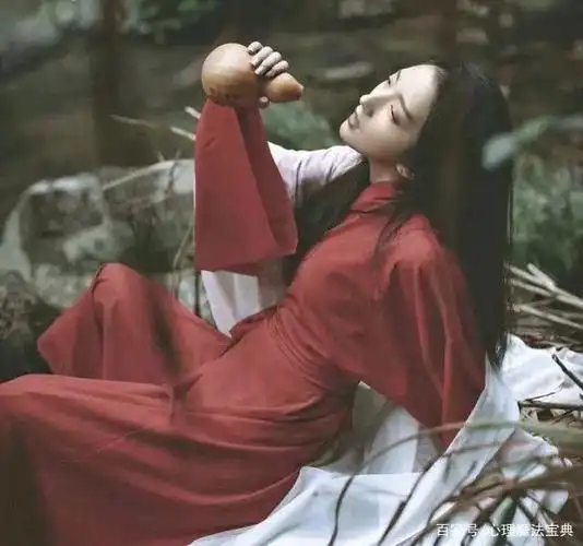 心理测试:四个红衣女子,谁最美?测一下你的脾气如何?