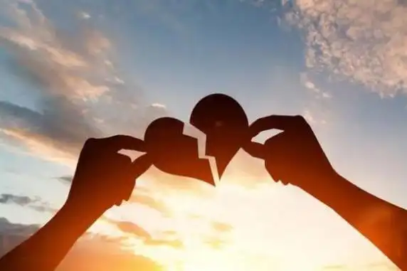 情侣分手后挽回的最佳时间情侣分手了如何才能复合