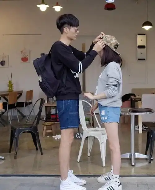 168还是178并没有区别~不过,话说回来,从上图来讲,178cm的男生身高