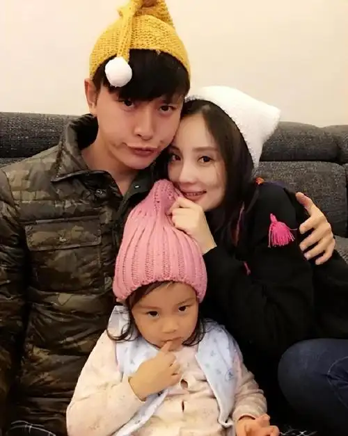 贾乃亮力挺女儿甜馨:我和妈妈都是你最坚强的后盾|表白|母爱|李小璐