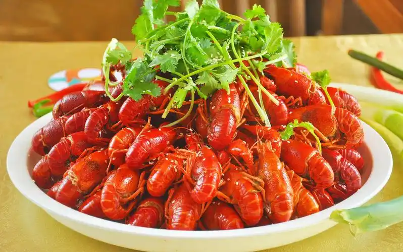 十三香小龙虾