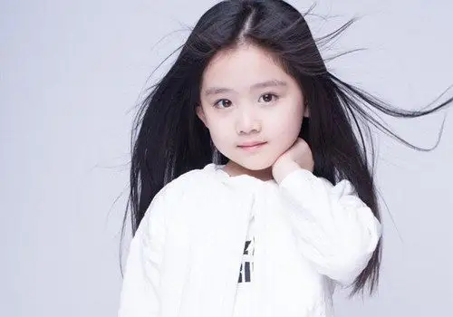 小乐童王亭文可爱图片_实力派小童星