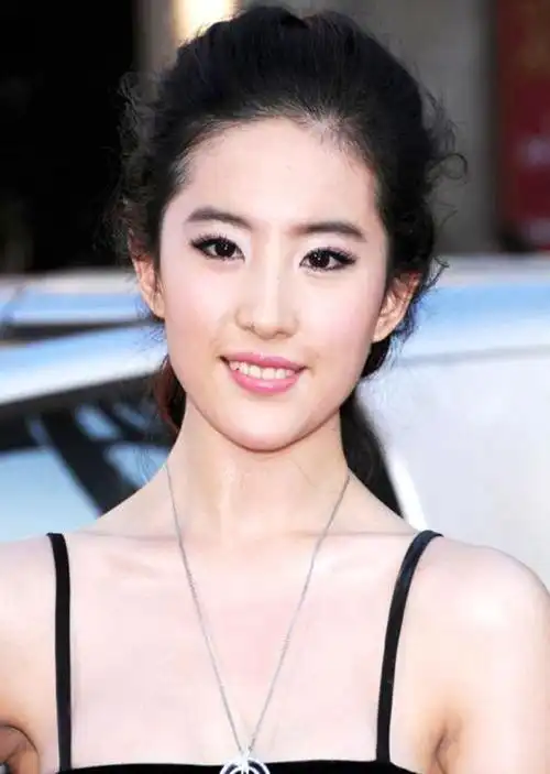 刘亦菲个人简介