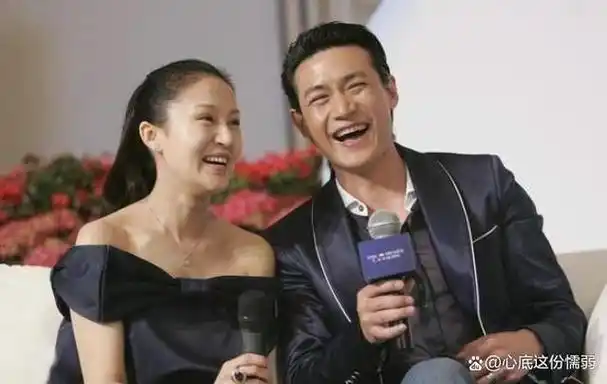 陆毅和郭京飞就是一个例子,两个看似毫无关系的人被发现是姐夫.