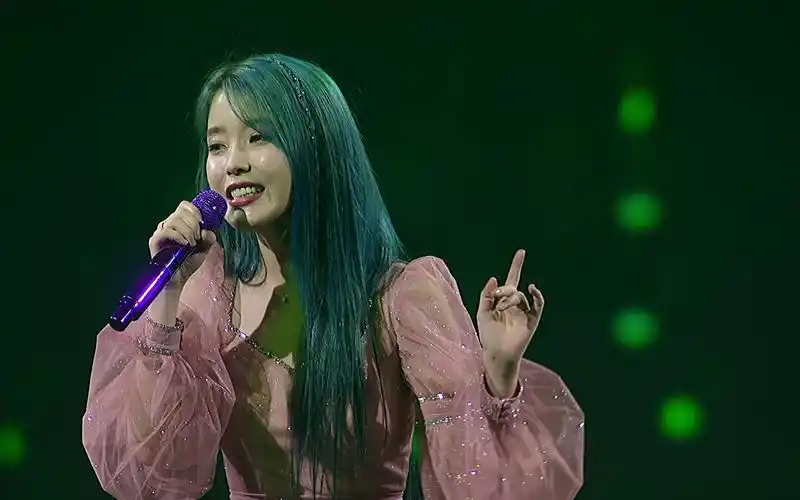 iu 2019首尔演唱会《secret garden》4k 30p高清修复