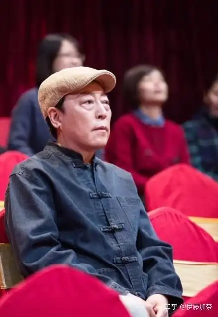 图为年仅24岁时的倪大红剧照