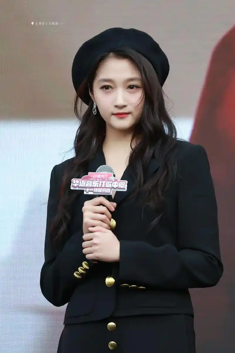 清纯甜妹girl00.#笑起来很甜 #清纯甜美 #关晓彤 # - 抖音