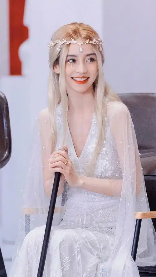 angelababy精灵女王