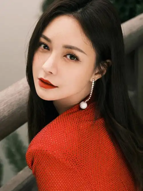 沈梦辰70湖南卫视跨年晚会