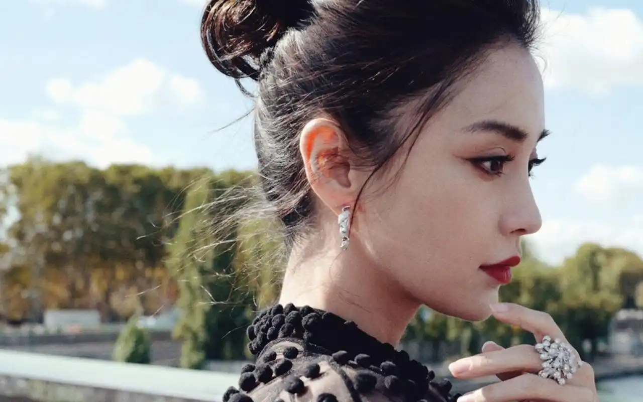 angelababy摩登黑色优雅性感图片桌面壁纸