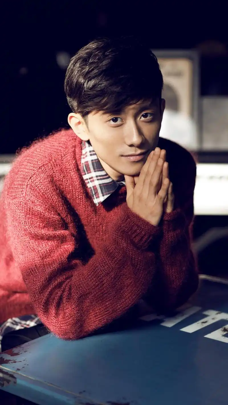 认真耍帅的张一山