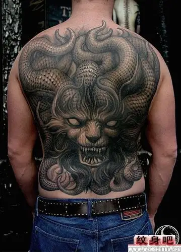 满背神魔背部纹身图案