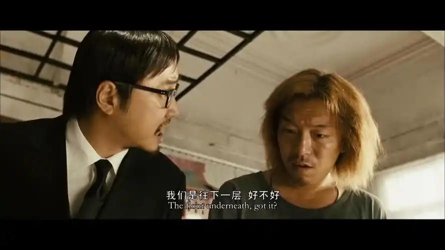 《疯狂的赛车》疯狂的徐峥,为了销售业绩,徐峥已经成为了脱口天王,这