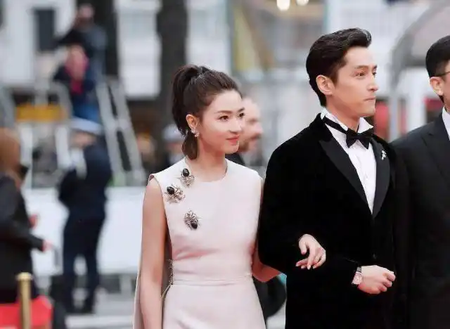 万茜与胡歌同台走红毯,你更羡慕谁