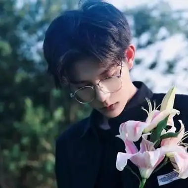 超酷超帅真人男头(精选18张)