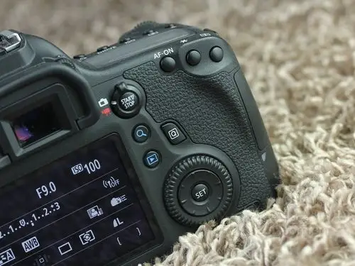 2020万有效像素佳能6d单机仅售5400元