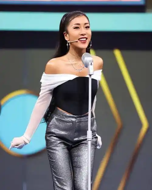 这一次,"黑珍珠"吉克隽逸,不再被世界宽容_刘石_母亲_女孩