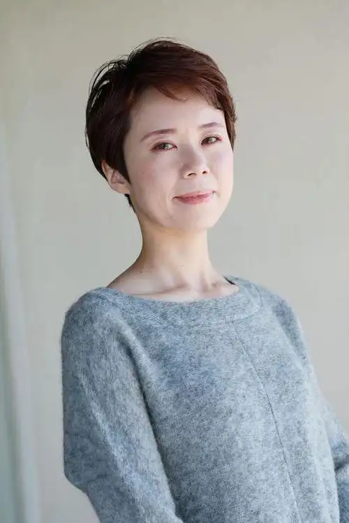 中老年女性发型别乱剪最好试试这四种时尚利落不落伍