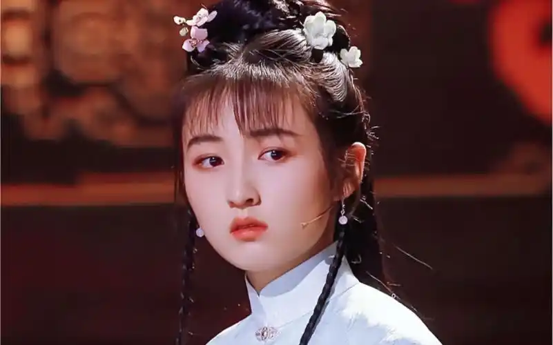 【张子枫】这就是古人说的小家碧玉吧!妹妹古装真的太灵了!