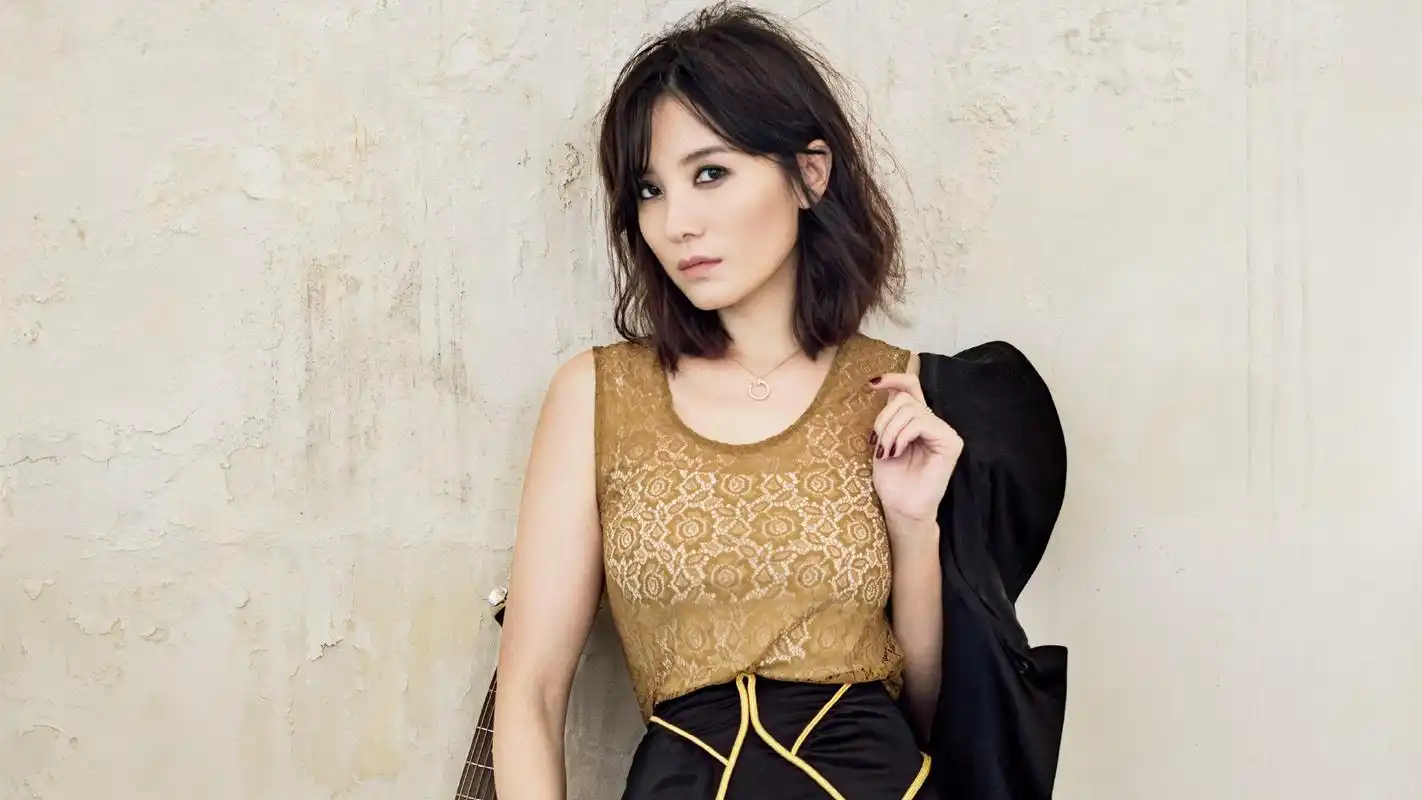 首页 桌面壁纸 性感女星宋佳帅气写真高清电脑壁纸上一张下一张查看