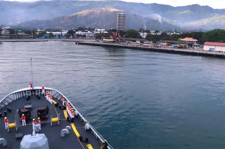 83舰编队对东帝汶进行友好访问