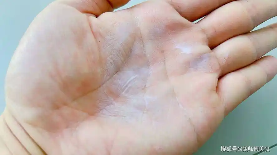 鞋子_领口_皮鞋油