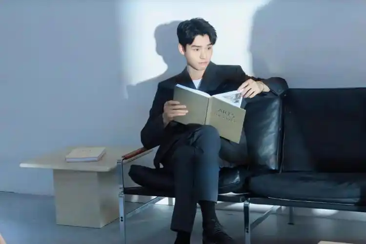 龚俊工作室更新1108