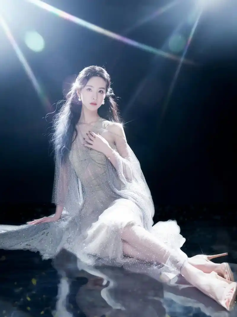 陈都灵的高跟玉足也好美#陈都灵